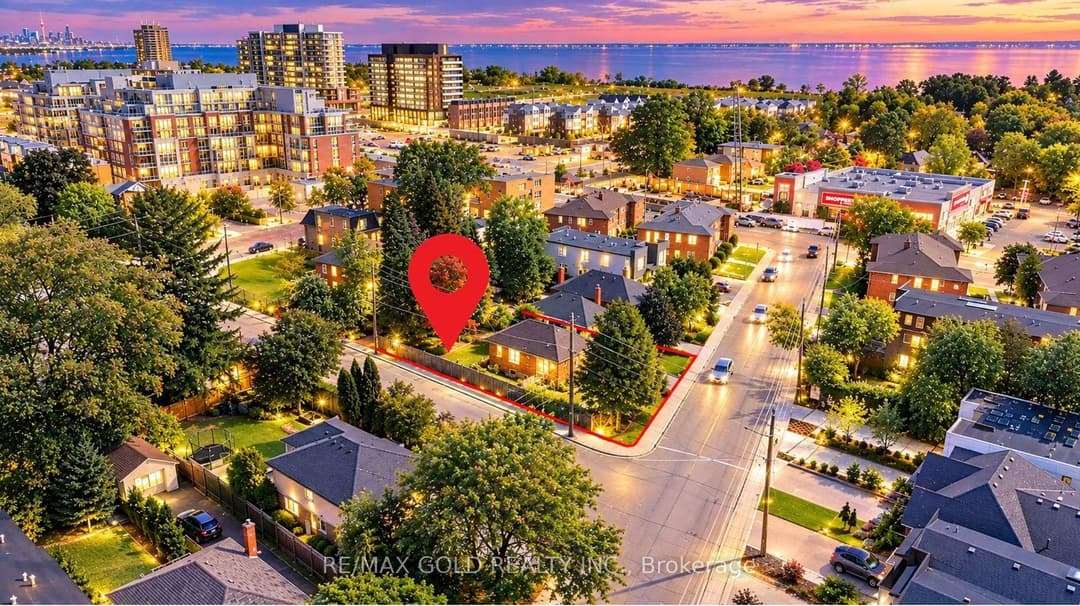 11 Pine Avenue, Mississauga