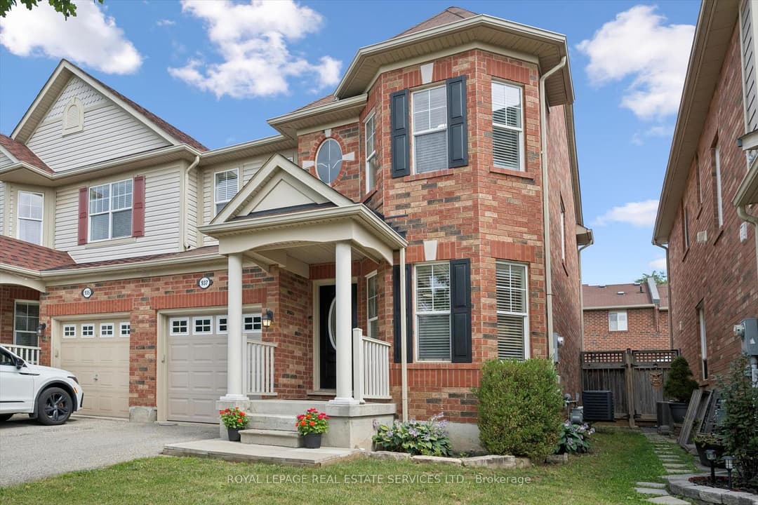 937 Vickerman Way, Milton