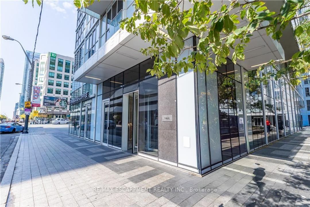 300 Front Street Unit 307, Downtown Toronto / Waterfront