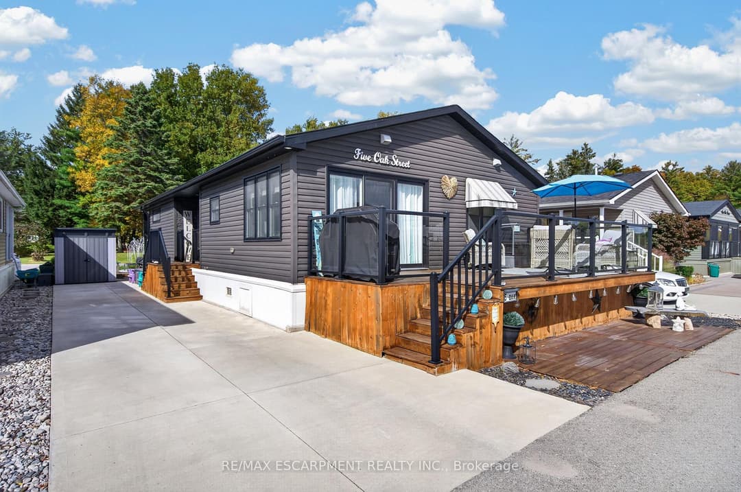 4449 Milburough Line Unit 5 Oak Street, Burlington
