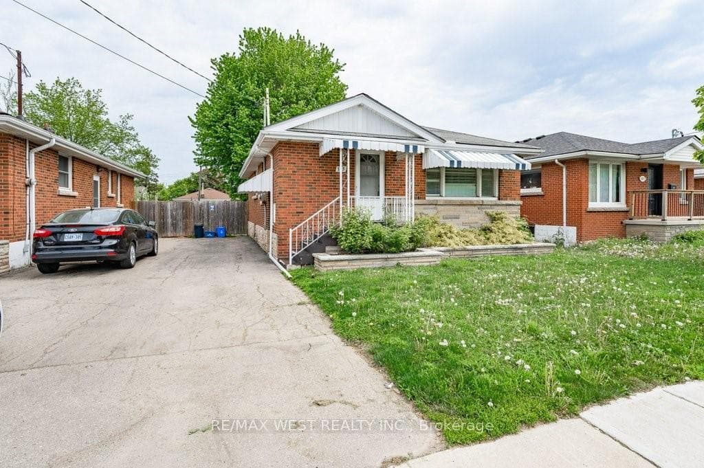 305 Mohawk Road, Hamilton