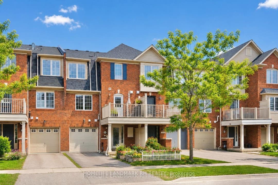 3060 Dewridge Avenue, Oakville