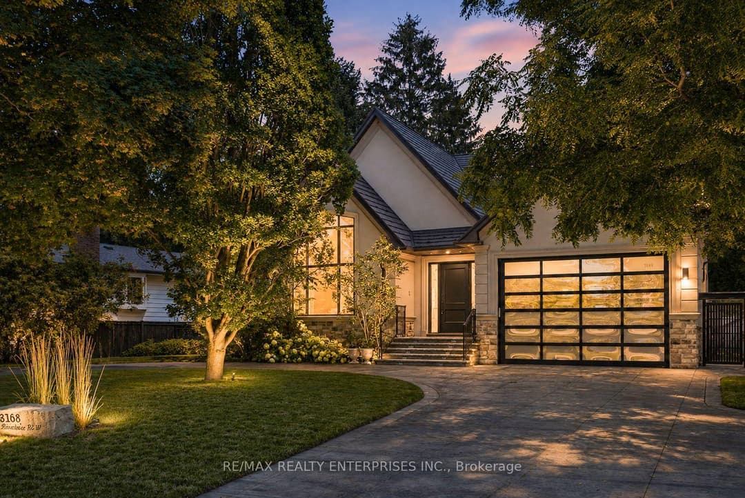 3168 Lakeshore Road, Oakville