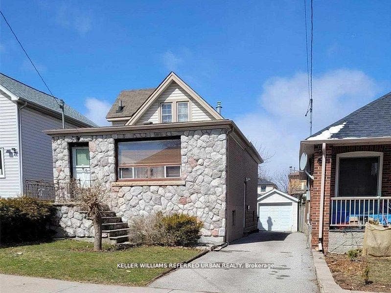 8 Tilden Crescent, Etobicoke (Kingsview Village / Humber Heights)