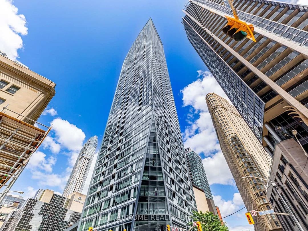 8 The Esplanade N/A Unit 4004, Regent Park / Cabbagetown / St. James Town