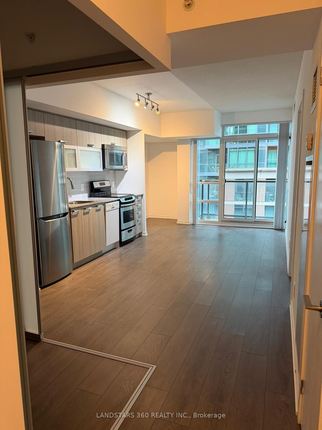 Address available upon request, Downtown Toronto / Waterfront