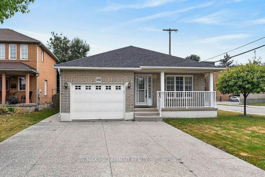 166 Toby Crescent, Hamilton