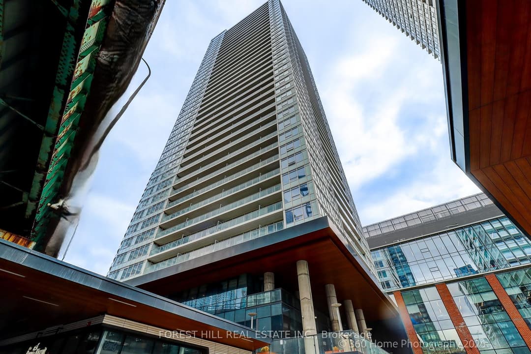 17 Bathurst Street Unit 1215, Downtown Toronto / Waterfront