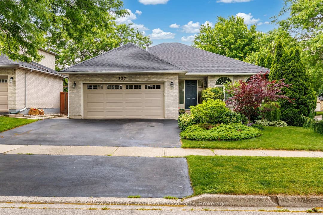 537 MATHEWMAN Crescent, Burlington