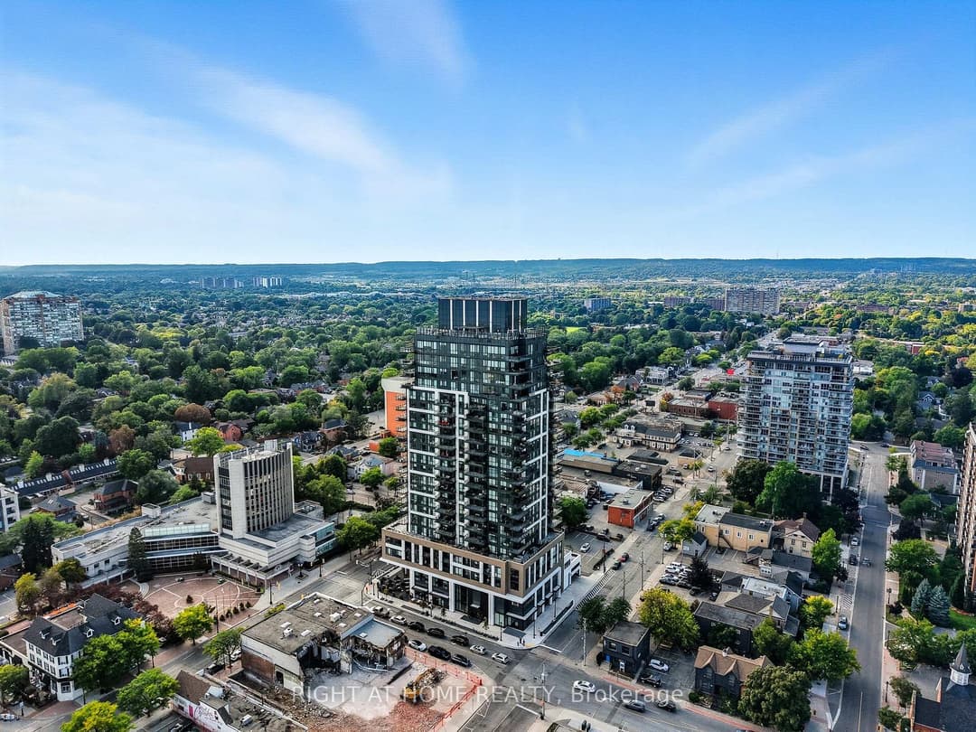 2007 James Street Unit 2002, Burlington