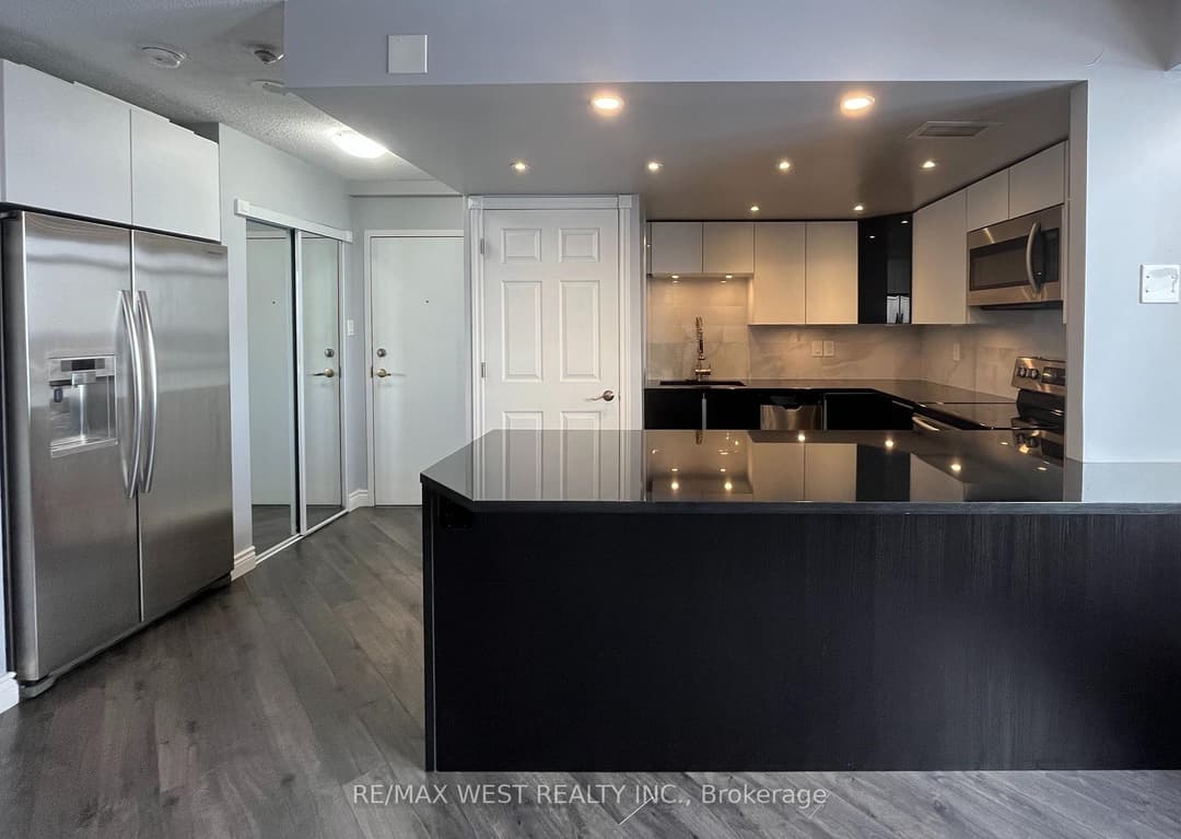 300 Webb Drive Unit 1007, Mississauga