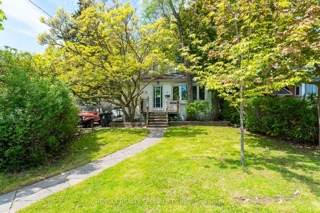 4 Elton Crescent, Liberty Village / Parkdale / South Parkdale