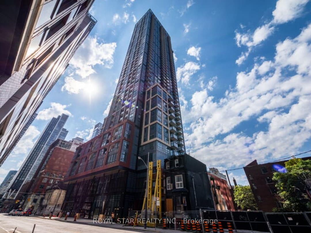 108 Peter Street Unit 1007, Downtown Toronto / Waterfront