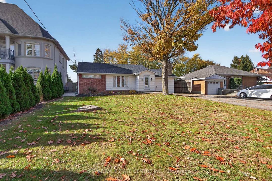 354 Martin Street, Milton
