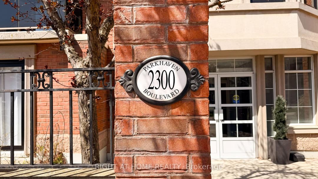 2300 Parkhaven Boulevard Unit 308, Oakville