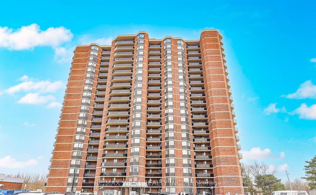 234 Albion Road Unit PH10, Etobicoke (West Mall / Rexdale)
