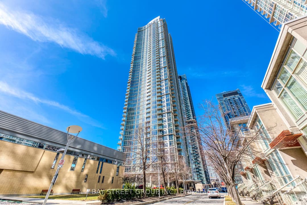 35 Mariner Terrace Unit 3912, Downtown Toronto / Waterfront