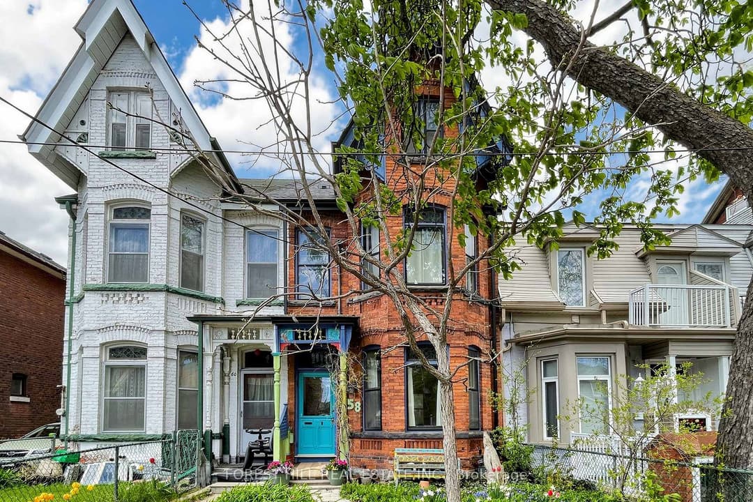 58 Nassau Street, Downtown Toronto / Waterfront