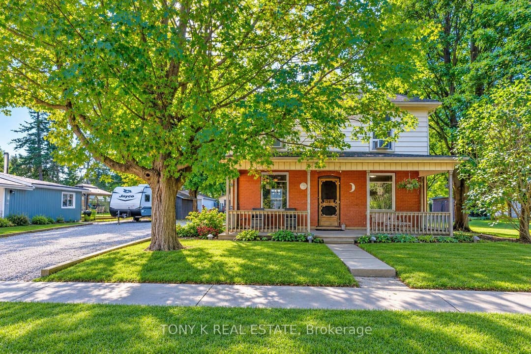 113 Freelton Road, Hamilton