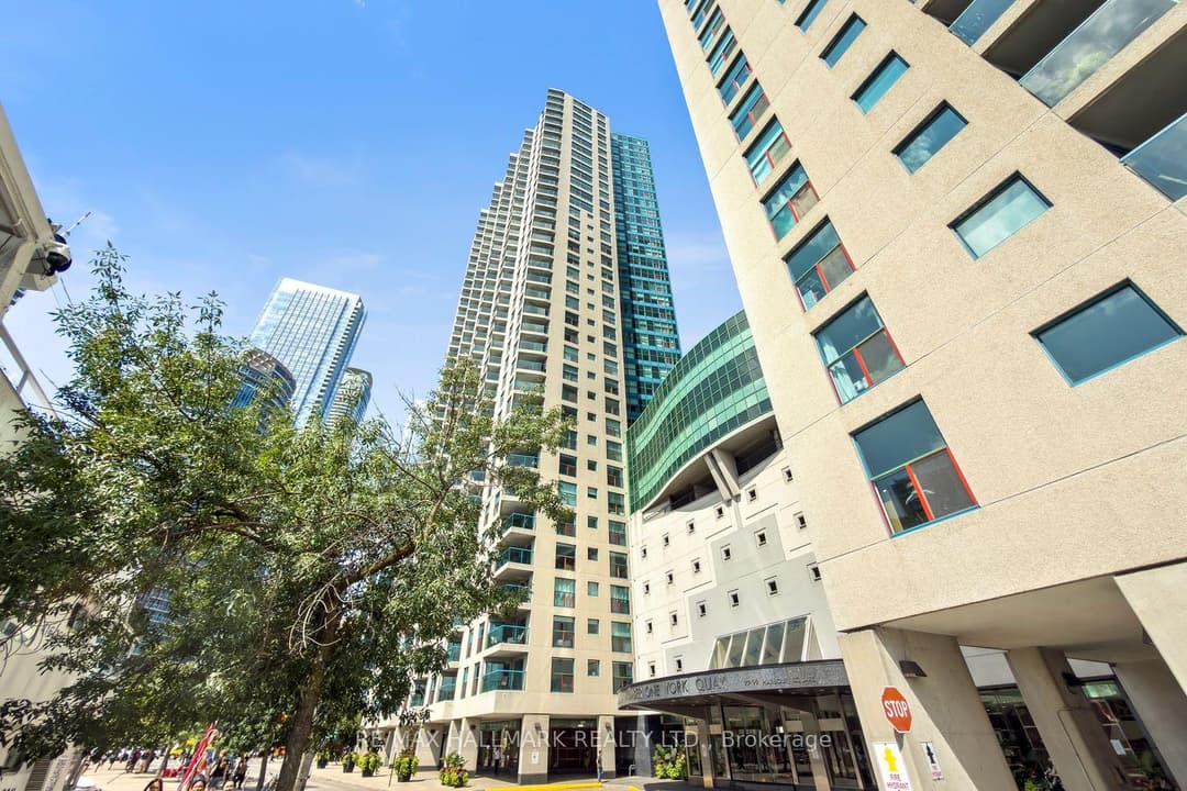 77 Harbour Square Unit 504, Downtown Toronto / Waterfront