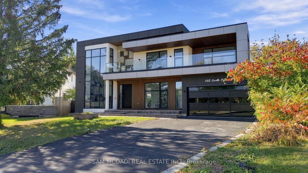 468 Saville Crescent, Oakville