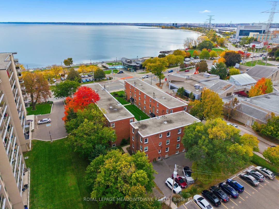 1351 Lakeshore Road Unit 15, Burlington