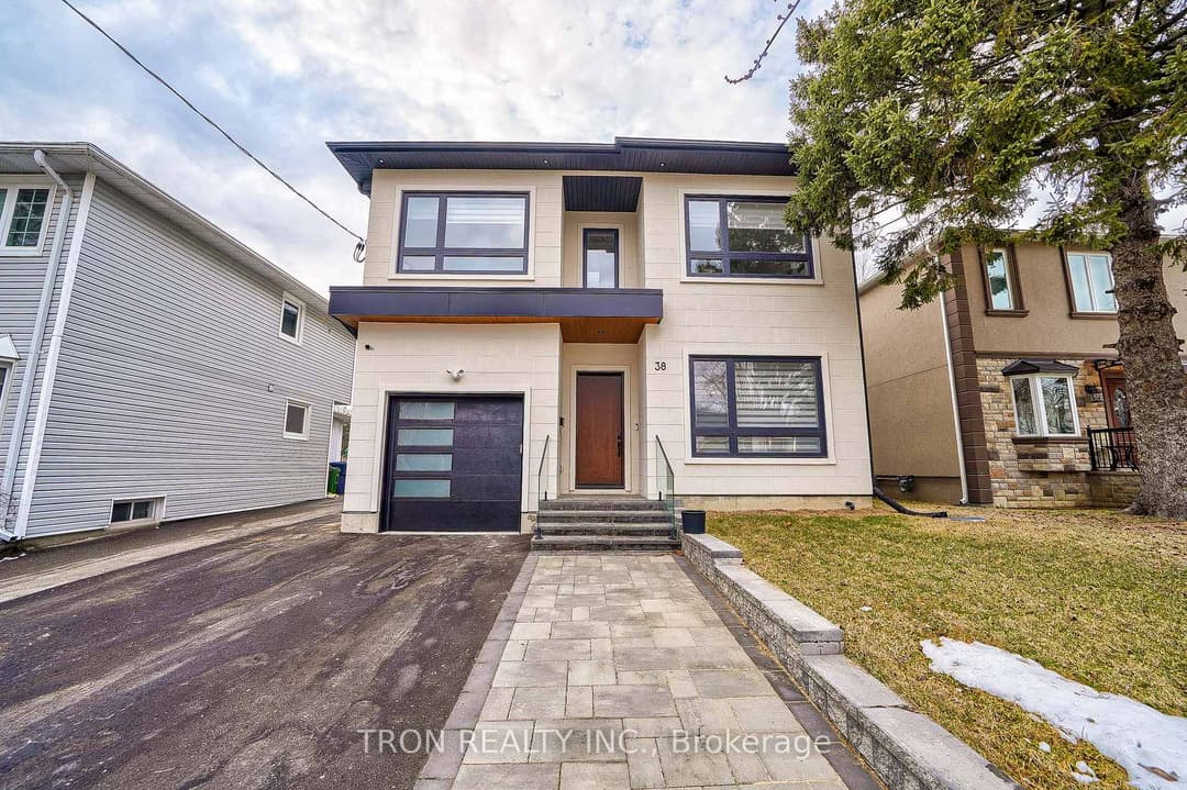 38 Uno Drive, Corso Italia / Dufferin Grove