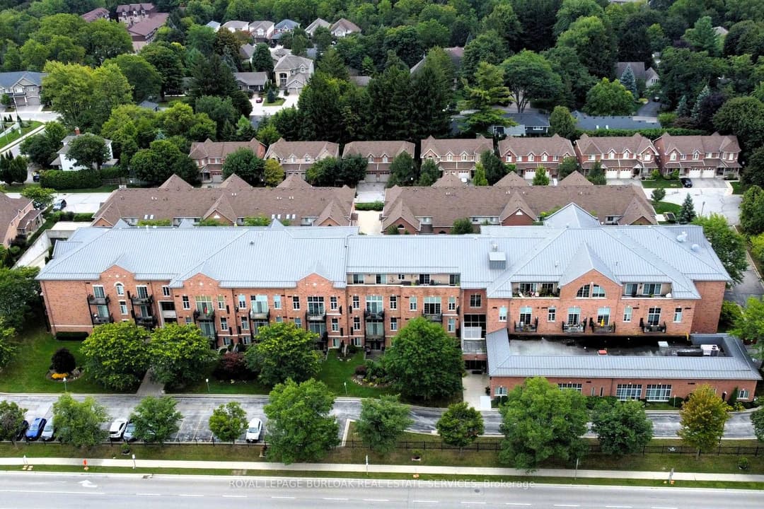 262 Dundas Street Unit 111, Hamilton