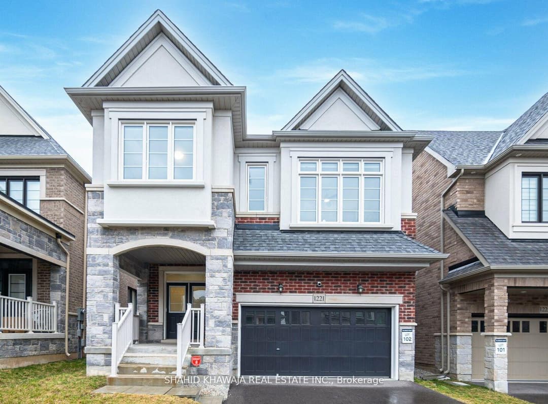 1221 Raspberry Terrace, Milton