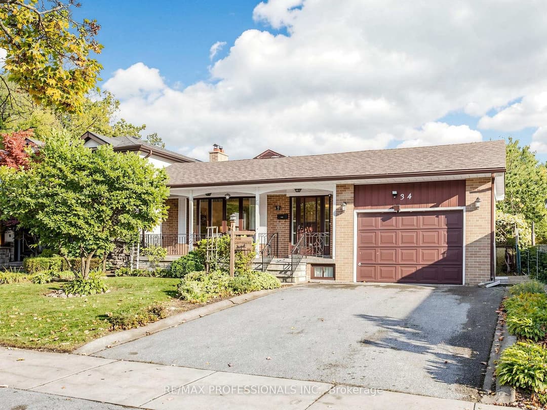 34 Crestridge Heights Road, Etobicoke (Kingsview Village / Humber Heights)