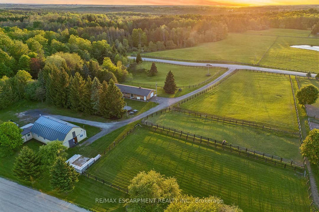 1250 Arkell Road, Milton