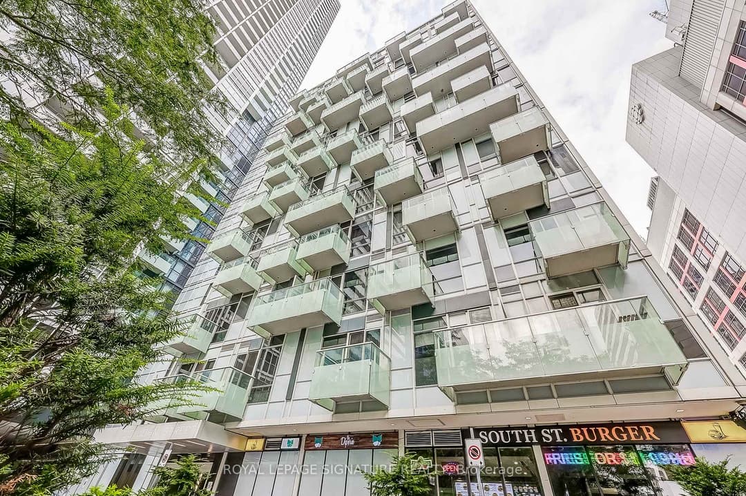 20 John Street Unit 922, Downtown Toronto / Waterfront
