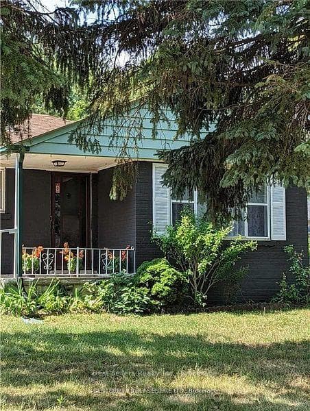 320 Ashbury Road, Oakville