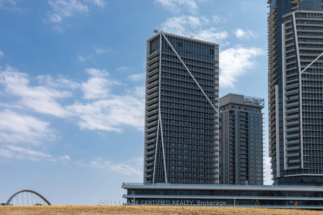 30 Ordnance Street Unit 1112, Downtown Toronto / Waterfront