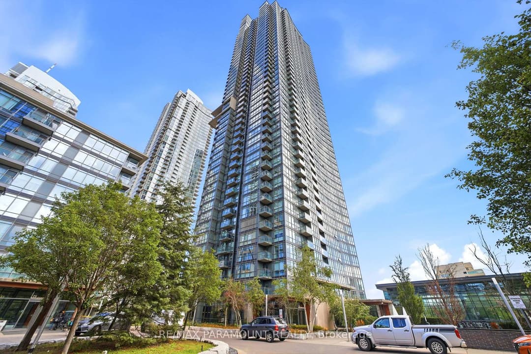 11 Brunel Court Unit 215, Downtown Toronto / Waterfront