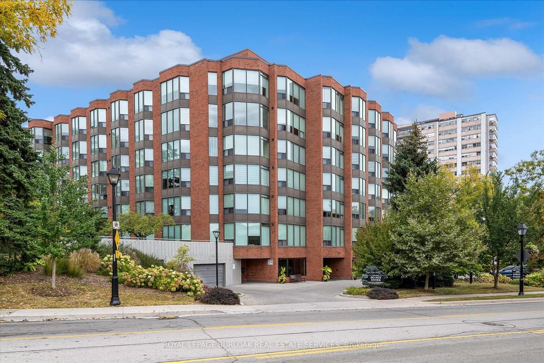 2121 Lakeshore Road Unit 404, Burlington