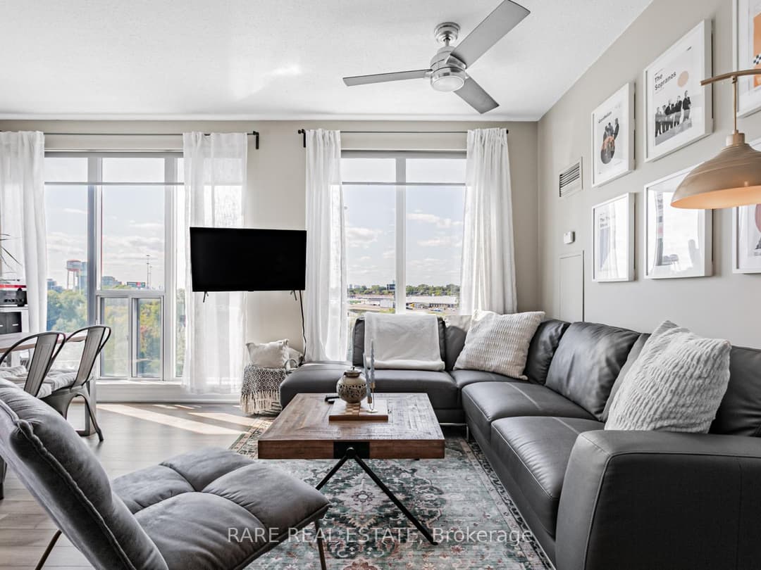 2119 Lake Shore Boulevard Unit 703, Liberty Village / Parkdale / South Parkdale