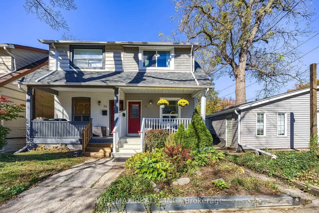 32 Aldergrove Avenue, The Beaches / Upper Beaches