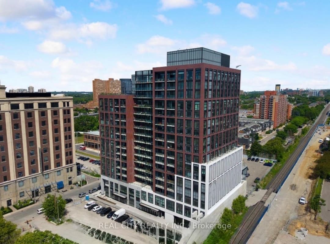 181 Sterling Road Unit 711, Downtown Toronto / Waterfront