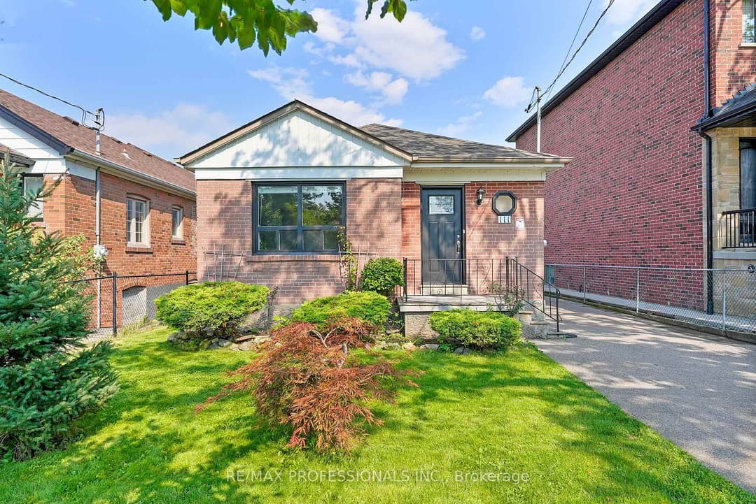 111 Wesley Street, Corso Italia / Dufferin Grove