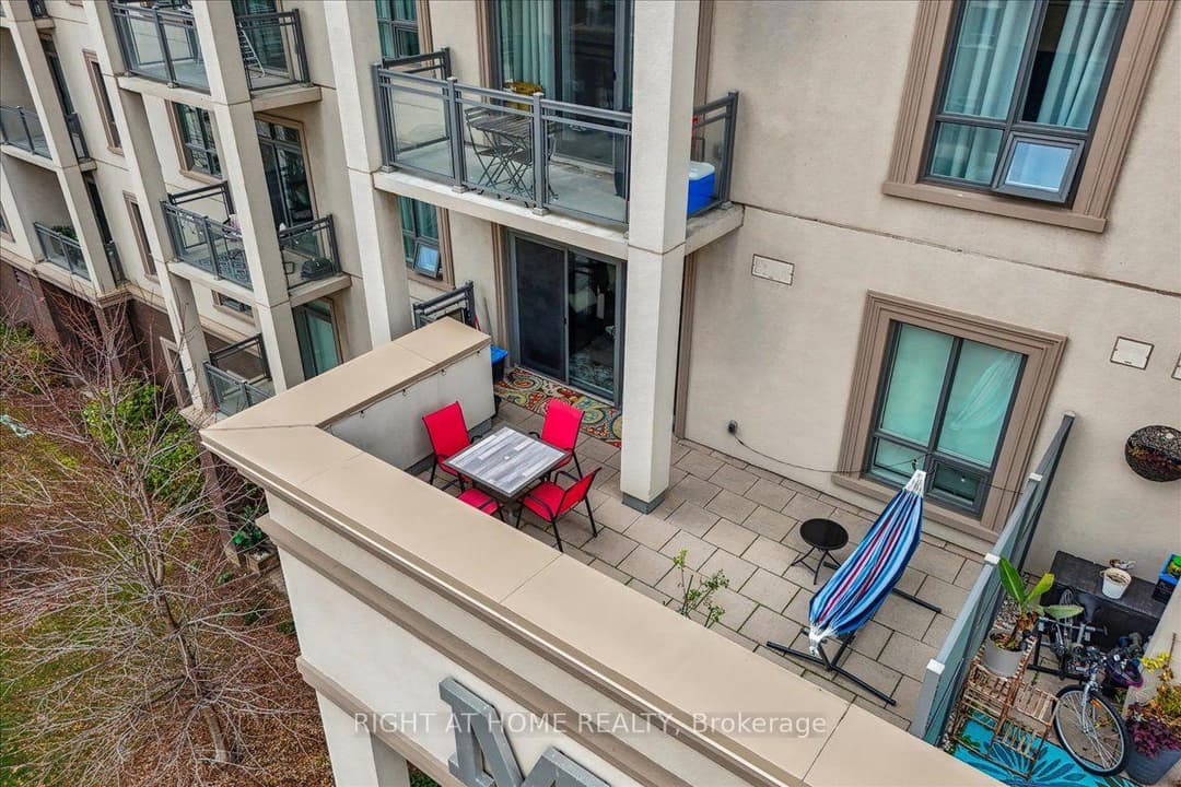 2490 Old Bronte Road Unit 301, Oakville