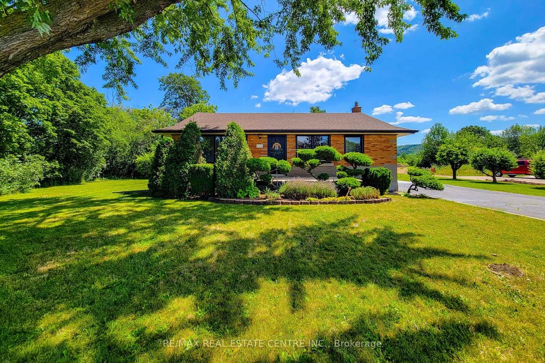 220 Winona Road, Hamilton