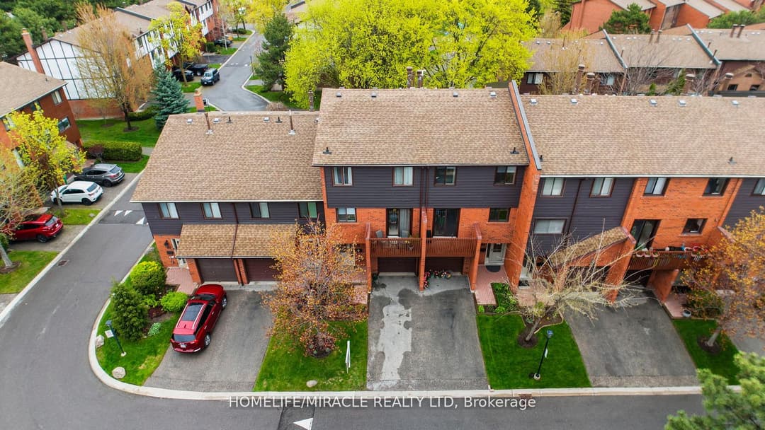 4165 Fieldgate Drive Unit 32, Mississauga