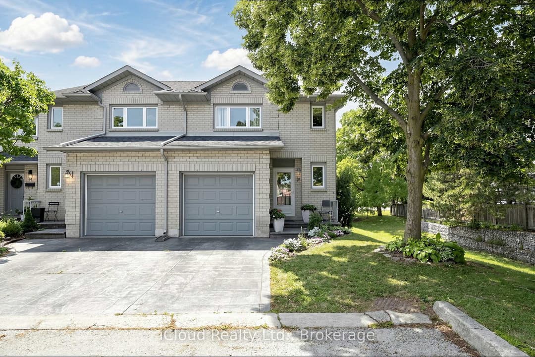 1 Royalwood Court Unit 16, Hamilton