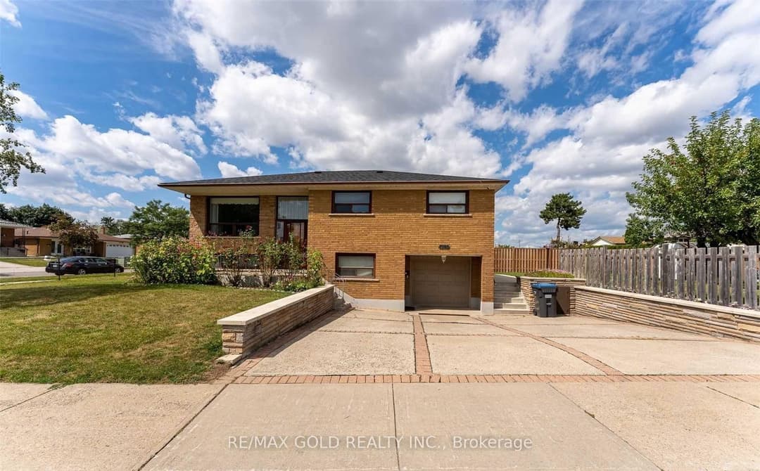 7305 Redstone Road, Mississauga