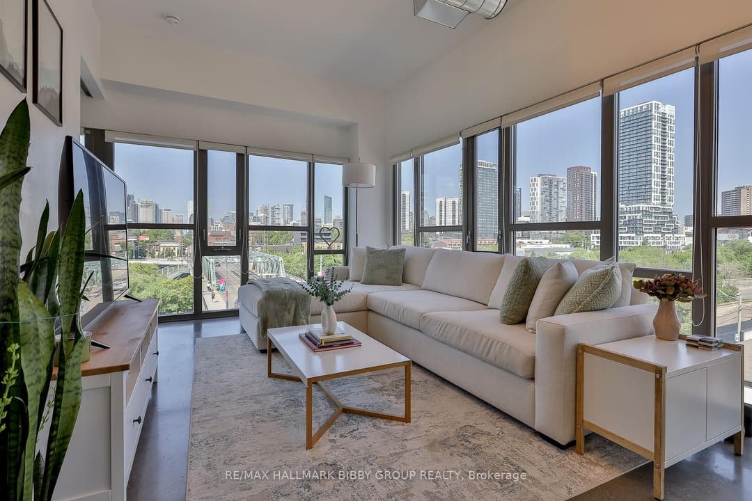 625 Queen Street Unit 409, Riverdale / Leslieville