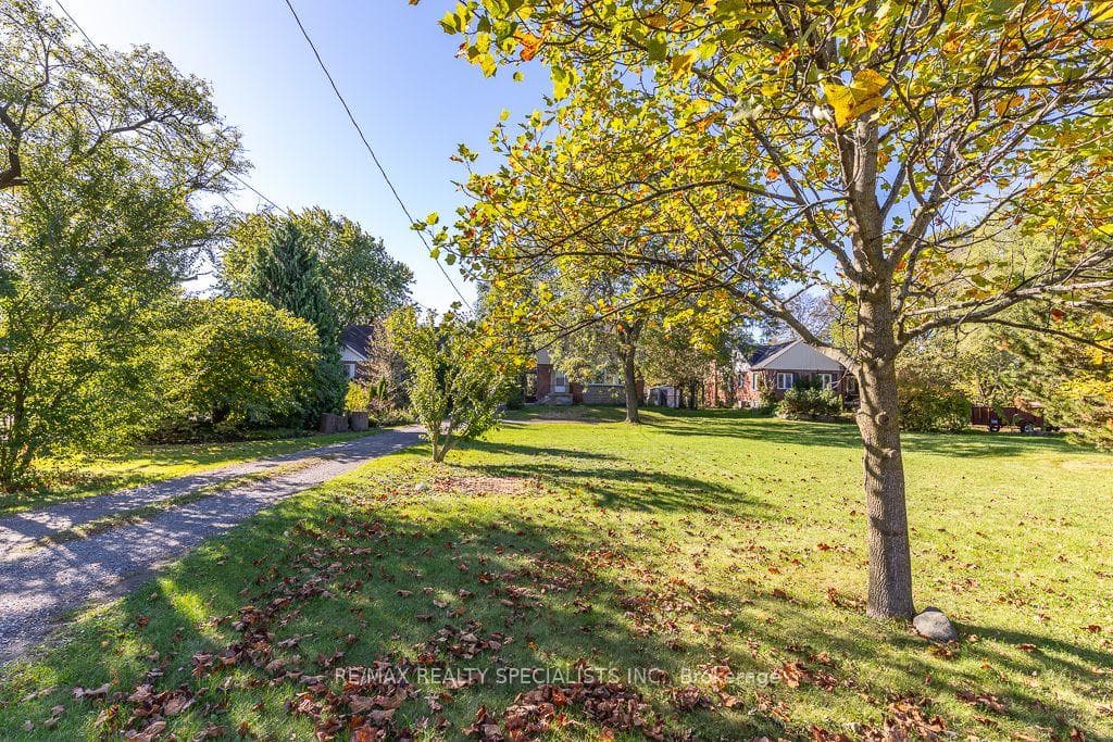970 Concession Street, Hamilton