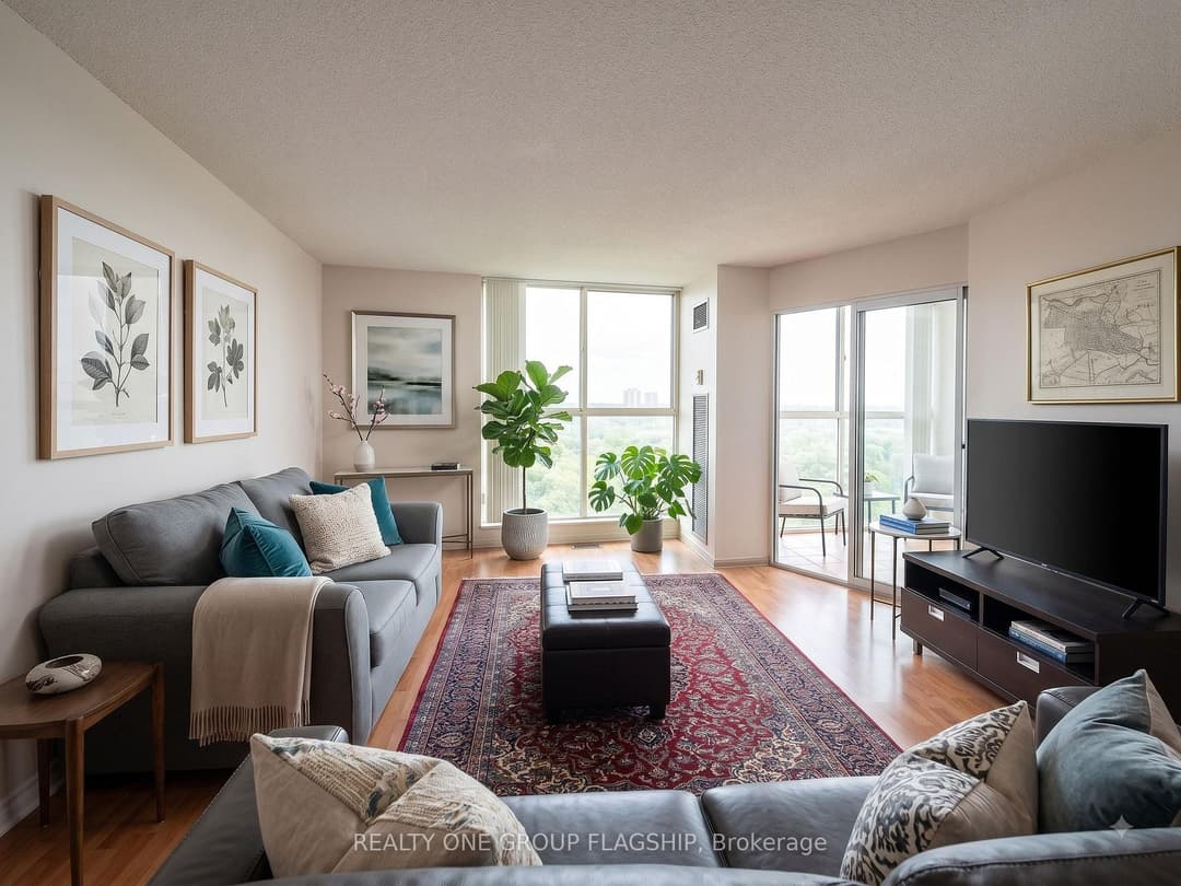 600 Rexdale Boulevard Unit 802, Etobicoke (West Mall / Rexdale)