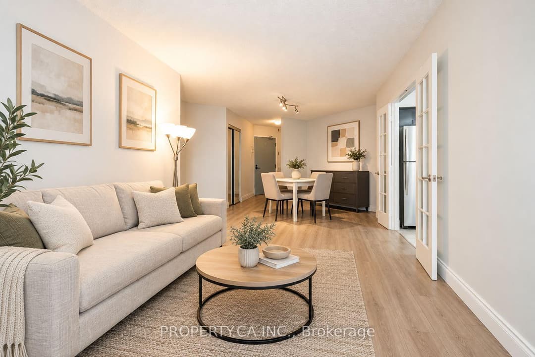 25 Maitland Street Unit 1001, Regent Park / Cabbagetown / St. James Town
