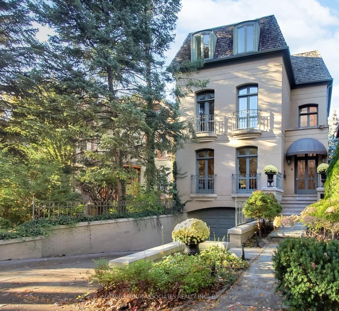 Address available upon request, Annex / Yorkville / Summerhill